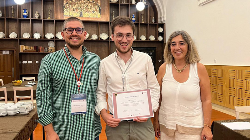 José Paulo Soares on the podium at the University Economics Olympiad